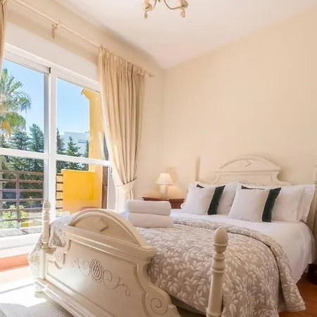 La Palmera Apartment *