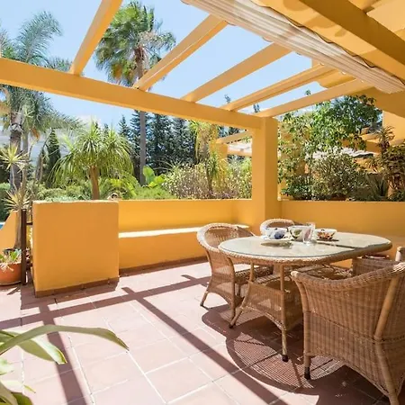 La Palmera * 埃斯特波纳