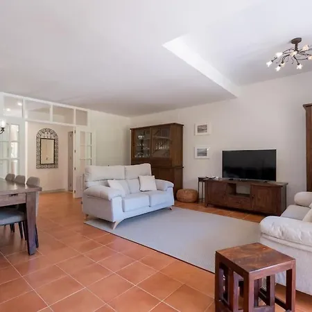 דירה La Palmera אסטפונה
